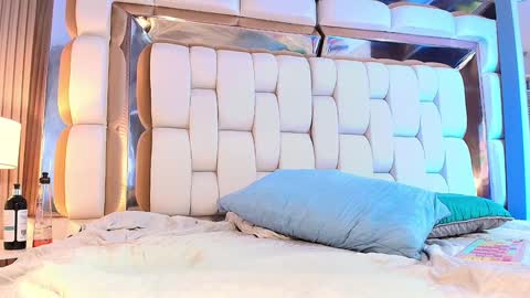 Snapshot of valkiria_moore chatting on 5, 1, 2025 Valkiria moore online show from 5, 1, 2025