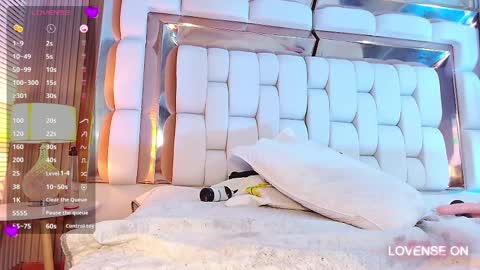 Snapshot of valkiria_moore chatting on 7, 3, 2025 Valkiria moore online show from 7, 3, 2025