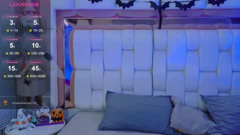 Snapshot of valkiria_moore chatting on 6, 10, 2025 Valkiria moore online show from 6, 10, 2025