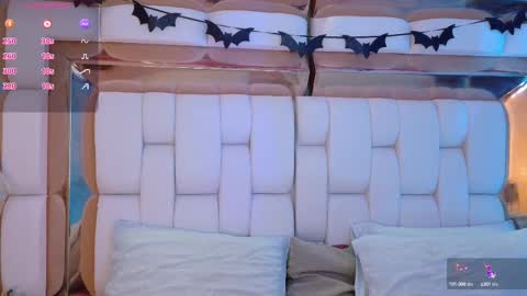 Snapshot of valkiria_moore chatting on 13, 10, 2025 Valkiria moore online show from 13, 10, 2025