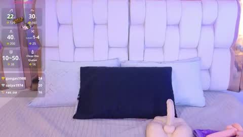 Valkiria moore  online show from 16, 2, 2026