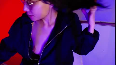 Snapshot of valkiry_ chatting on 17, 11, 2025 valkiry_ online show from 17, 11, 2025