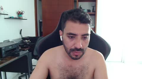 Roberto Carlos online show from 5, 4, 2026