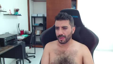 Snapshot of vallartamexi chatting on 20, 5, 2026 Roberto Carlos online show from 20, 5, 2026