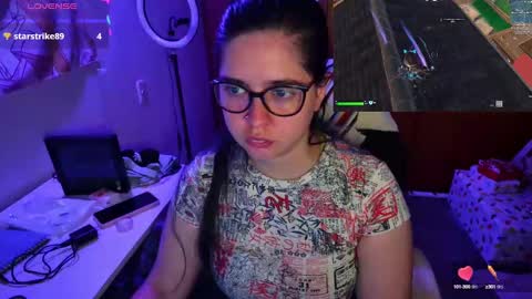 Snapshot of vallolet1_ chatting on 7, 12, 2024 Im Violet online show from 7, 12, 2024