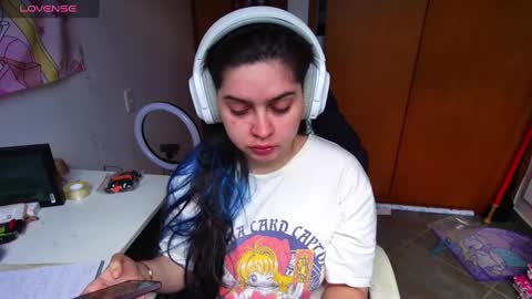 Snapshot of vallolet1_ chatting on 21, 1, 2025 Im Violet online show from 21, 1, 2025