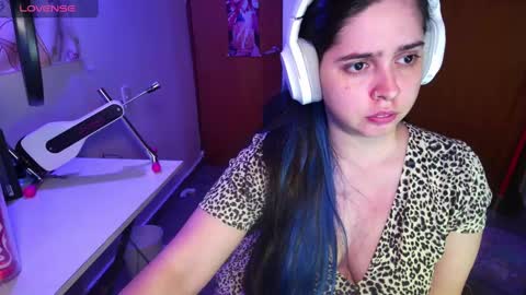 Snapshot of vallolet1_ chatting on 26, 1, 2025 Im Violet online show from 26, 1, 2025