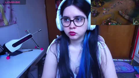 Snapshot of vallolet1_ chatting on 7, 2, 2025 Im Violet online show from 7, 2, 2025