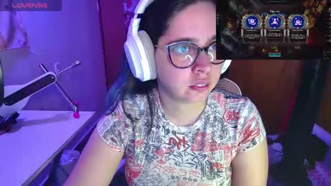 Snapshot of vallolet1_ chatting on 24, 2, 2025 Im Violet online show from 24, 2, 2025