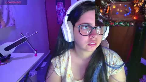 Snapshot of vallolet1_ chatting on 27, 2, 2025 Im Violet online show from 27, 2, 2025