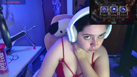 Snapshot of vallolet1_ chatting on 5, 3, 2025 Im Violet online show from 5, 3, 2025