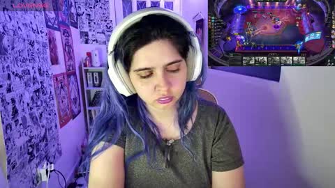 Snapshot of vallolet1_ chatting on 16, 10, 2025 Im Violet online show from 16, 10, 2025