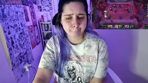 Snapshot of vallolet1_ chatting on 21, 10, 2025 Im Violet online show from 21, 10, 2025