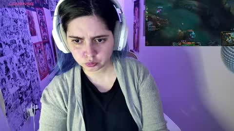 Snapshot of vallolet1_ chatting on 24, 10, 2025 Im Violet online show from 24, 10, 2025