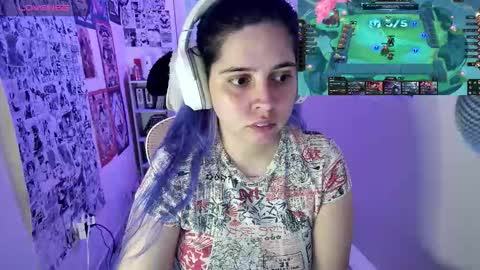 Snapshot of vallolet1_ chatting on 11, 11, 2025 Im Violet online show from 11, 11, 2025