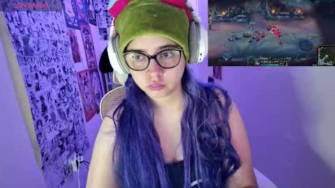 Snapshot of vallolet1_ chatting on 24, 11, 2025 Im Violet online show from 24, 11, 2025