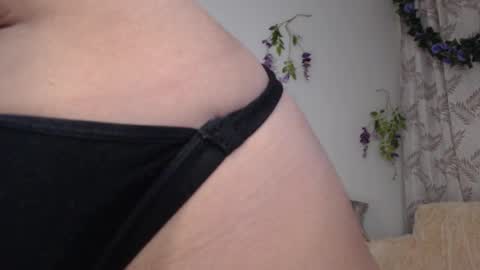 Snapshot of valquiria_sirgun chatting on 3, 2, 2025 valquiria_sirgun online show from 3, 2, 2025