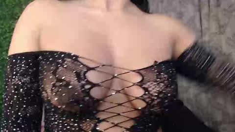 Snapshot of valquiria_sirgun chatting on 27, 11, 2025 valquiria_sirgun online show from 27, 11, 2025