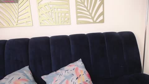 Isabella online show from 22, 1, 2025