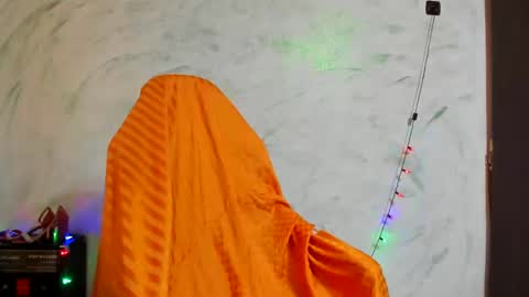 valentina online show from 5, 1, 2025