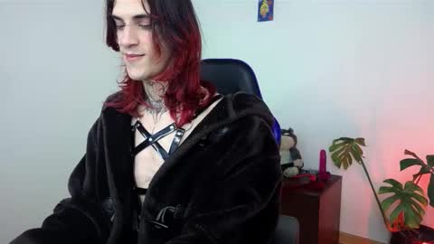 Snapshot of vamp_noah chatting on 30, 10, 2025 Vamp Noah and Dan online show from 30, 10, 2025