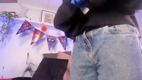 vamp  online show from 3, 11, 2025