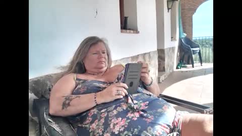 Snapshot of vampwoman chatting on 14, 2, 2025 vampwoman online show from 14, 2, 2025