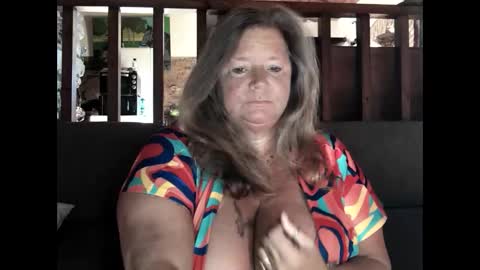 Snapshot of vampwoman chatting on 26, 2, 2025 vampwoman online show from 26, 2, 2025
