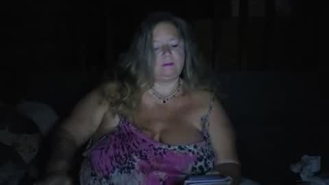 Snapshot of vampwoman chatting on 18, 9, 2025 vampwoman online show from 18, 9, 2025