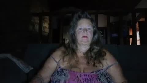 Snapshot of vampwoman chatting on 29, 9, 2025 vampwoman online show from 29, 9, 2025