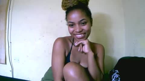 vanah344375 online show from 25, 9, 2025