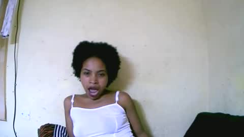 vanah344375 online show from 3, 10, 2025