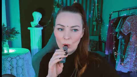 Vanda online show from 29, 12, 2024