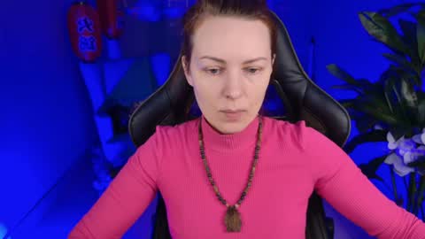 Vanda online show from 2, 2, 2025