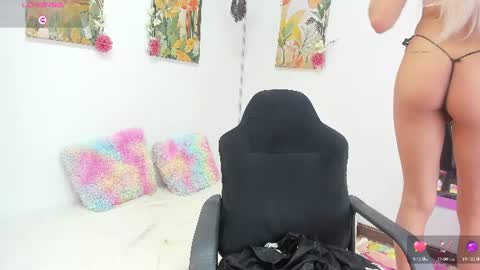Snapshot of vanes_hontter chatting on 18, 6, 2026 vanes_hontter online show from 18, 6, 2026