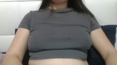 VanesaJewel online show from 5, 11, 2025