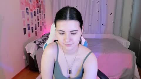 Snapshot of vanessa_brills chatting on 1, 3, 2025 Vanessa online show from 1, 3, 2025