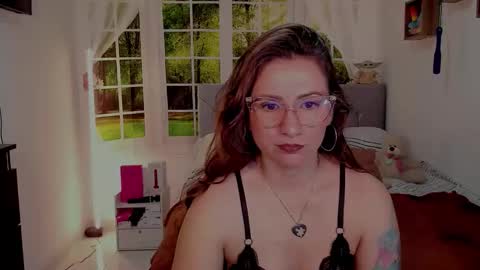 Snapshot of vanessa_udream chatting on 6, 6, 2026 Vanessa online show from 6, 6, 2026