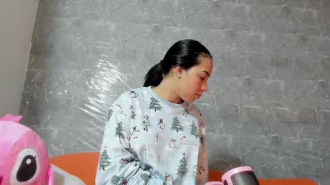 Snapshot of vanessaadol chatting on 7, 2, 2025 vanessaadol online show from 7, 2, 2025