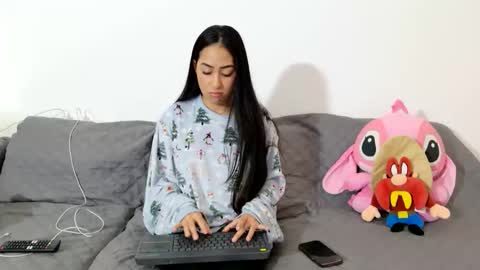 Snapshot of vanessaadol chatting on 25, 2, 2026 vanessaadol online show from 25, 2, 2026