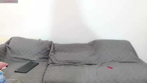 Snapshot of vanessaadol chatting on 26, 6, 2026 vanessaadol online show from 26, 6, 2026