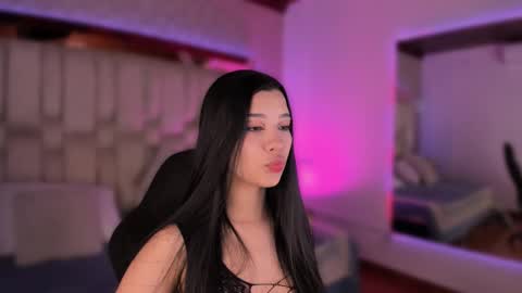 vanessaduval online show from 18, 10, 2025