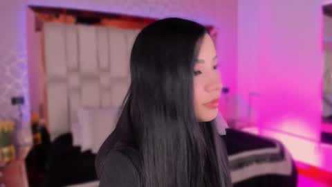 vanessaduval online show from 19, 10, 2025