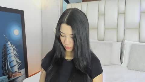 vanessaduval online show from 15, 11, 2025