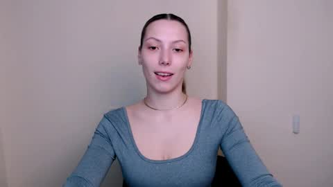 Snapshot of vanessakim_ chatting on 21, 4, 2026 Vanessa online show from 21, 4, 2026
