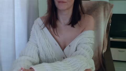 Snapshot of vanessalarahot chatting on 6, 3, 2025 Vanessa online show from 6, 3, 2025