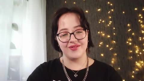 vanessashadow online show from 15, 5, 2026