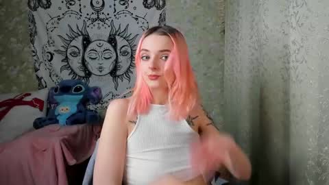 Snapshot of vanilla_arya chatting on 28, 1, 2025 Adelina online show from 28, 1, 2025