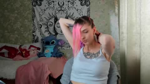 Snapshot of vanilla_arya chatting on 10, 3, 2025 Adelina online show from 10, 3, 2025