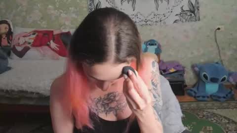 Snapshot of vanilla_arya chatting on 23, 10, 2025 Adelina online show from 23, 10, 2025